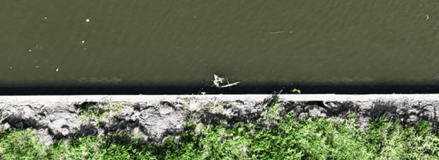 Een dronefoto van Verboon Maasland die Prolock aan het plaatsen is.